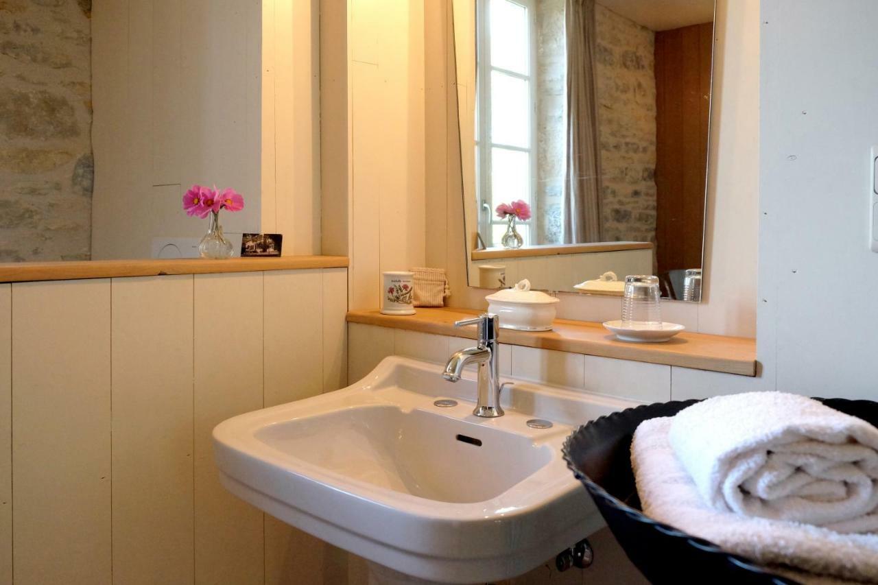 Le Couvent De Neuviale Bed and Breakfast Parisot  Exteriör bild