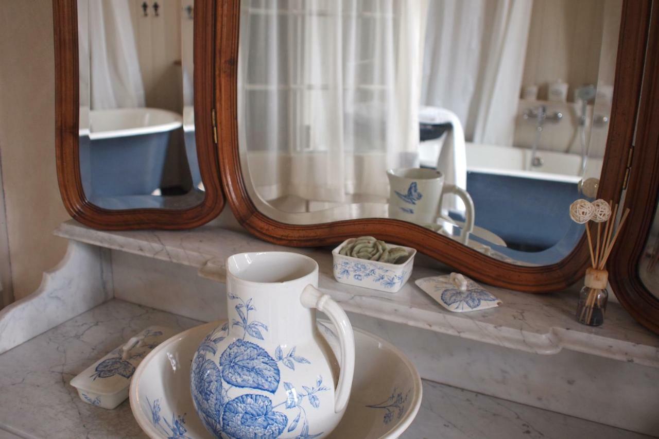 Le Couvent De Neuviale Bed and Breakfast Parisot  Exteriör bild