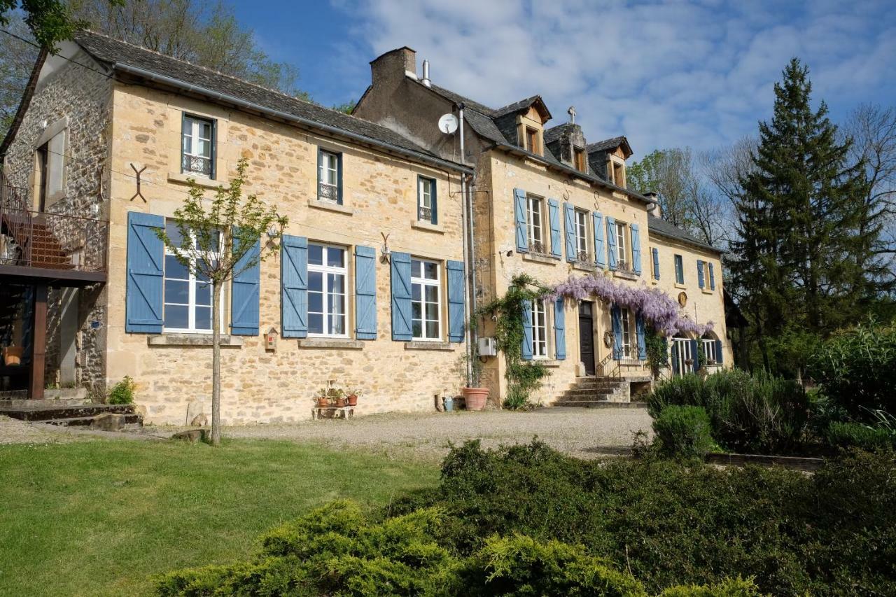 Le Couvent De Neuviale Bed and Breakfast Parisot  Exteriör bild
