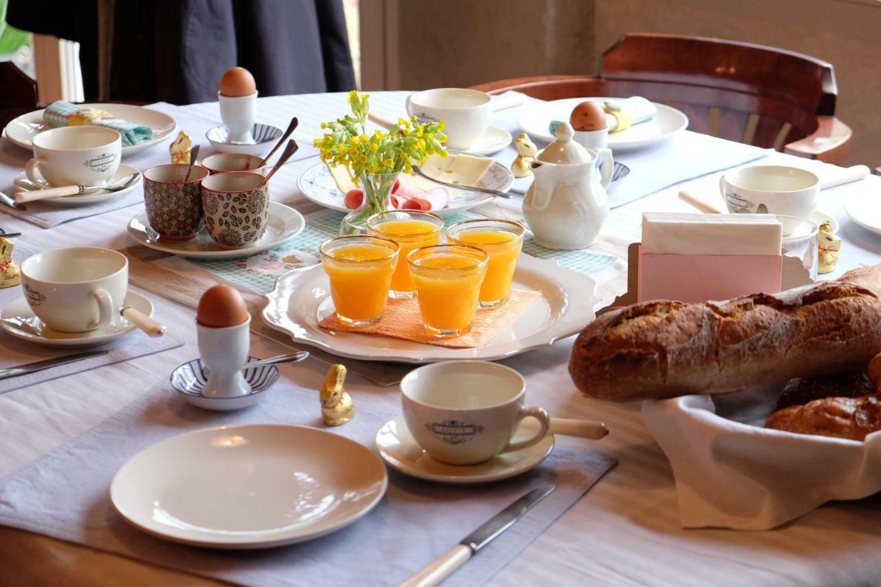 Le Couvent De Neuviale Bed and Breakfast Parisot  Exteriör bild